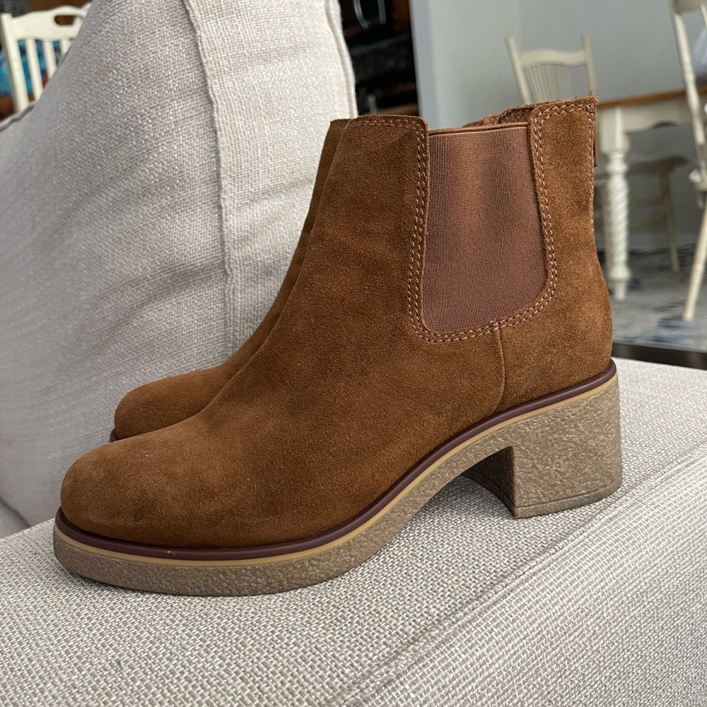 Tan Suede Chelsea Ankle Boots